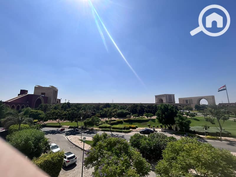 3 f5c0e5e5-9e9e-4930-b512-c13fb797132a. jpeg