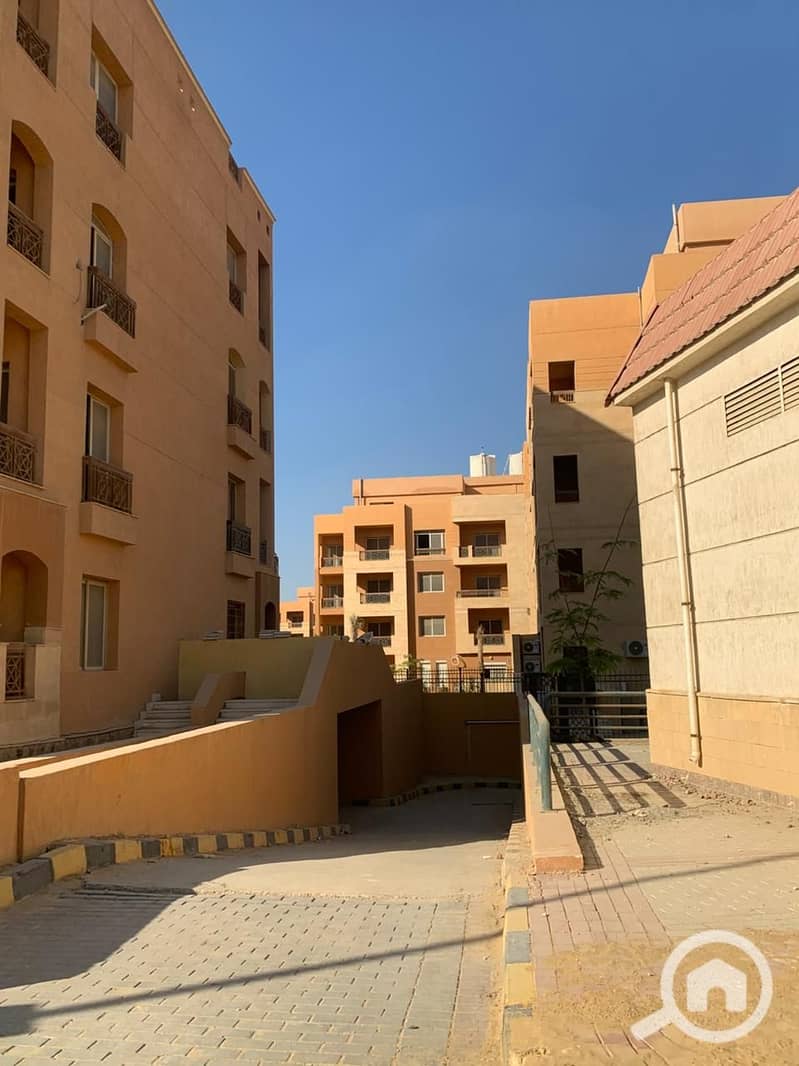 4 90d2e1b5-1604-4694-9ace-6c2b28553555. jpg