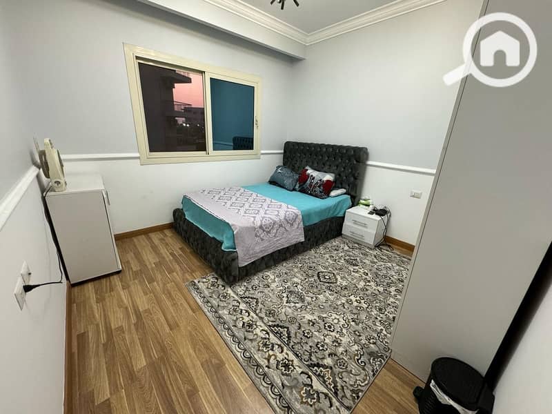 12 7c8ac69a-2b9f-43db-acf9-24dd934d368e. jpeg