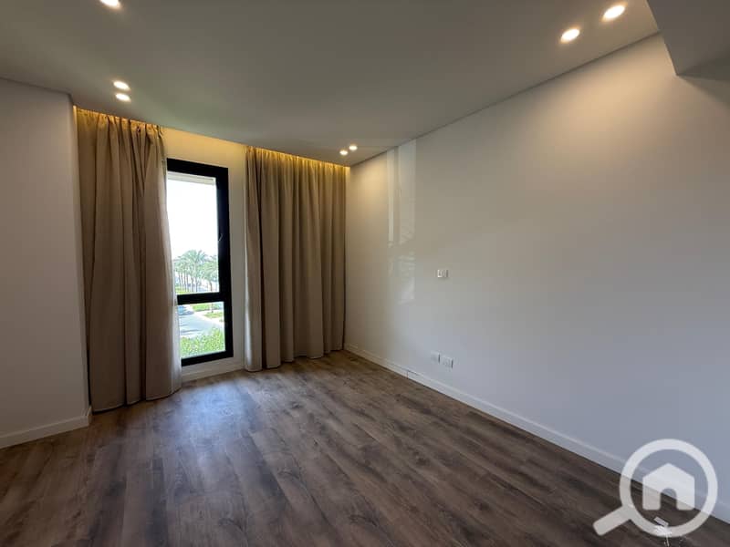 4 dc7b5290-3a20-4818-b963-e15aa2fa555e. jpeg