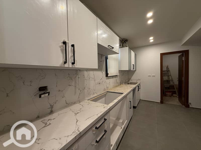 9 7d938652-fba7-464e-989c-55001d3a2a04. jpeg