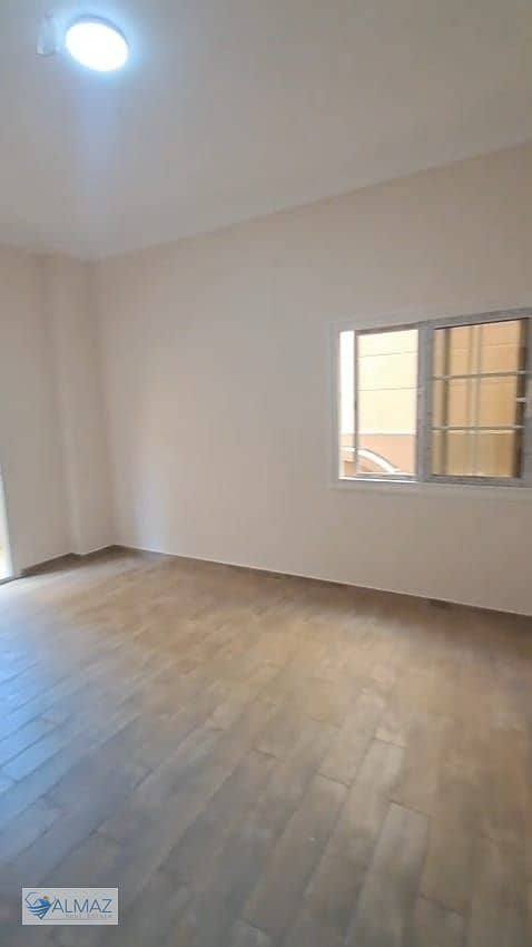 6 WhatsApp Image 2025-11-18 at 1.34. 27 PM. jpeg