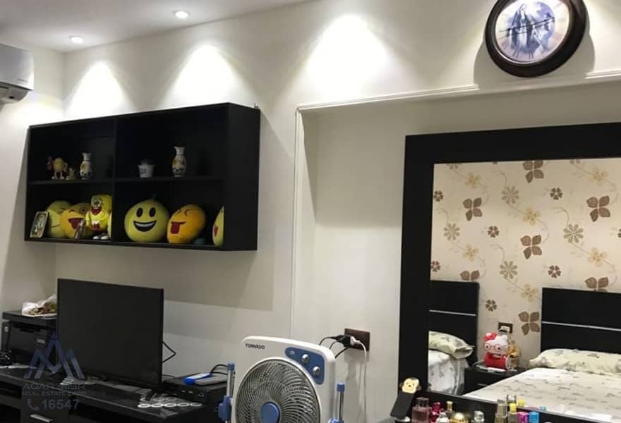 2 2cb09706-5b12-4a7b-9a15-4319a45f3c73. jpg