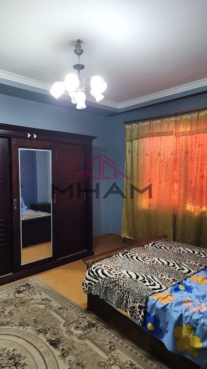 3 photo_5825748453127031976_y. jpg