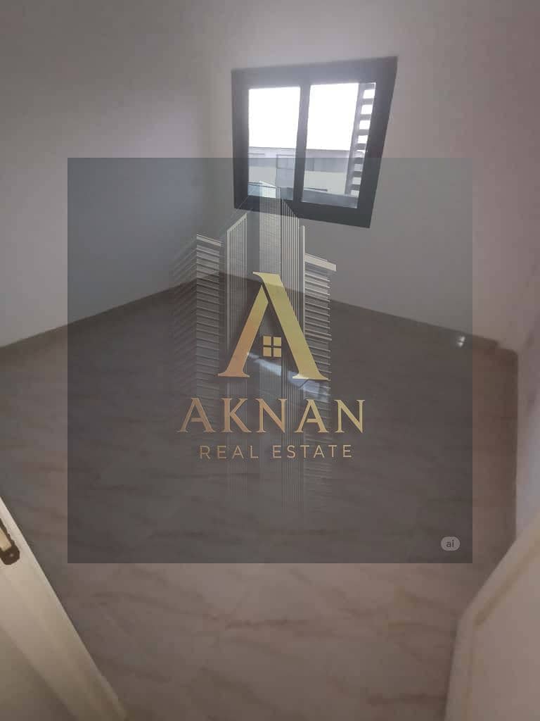 10 WhatsApp Image 2025-10-24 at 18.27. 18 (1). jpeg