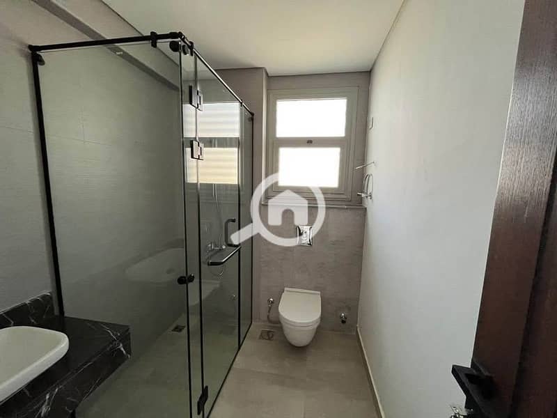 6 526959980_724327570510769_3336094630066917186_n. jpg