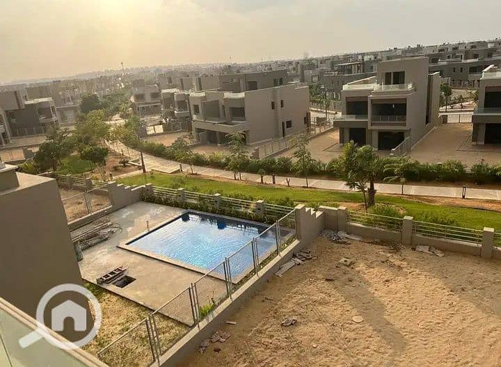 6 558875852_2272828466495139_8801477350808711486_n. jpg