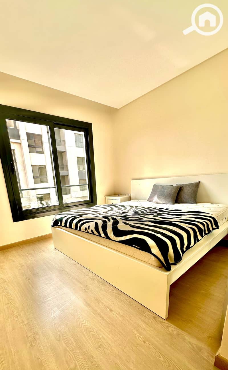 4 289fdeb8-b9e4-4467-84b9-31f27ea37977. jpg