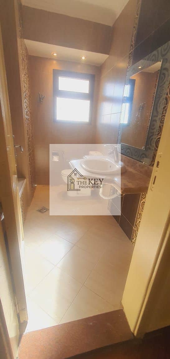 15 94e1ba87-0312-4f51-b0f7-d2cd64b5e98e. jpg