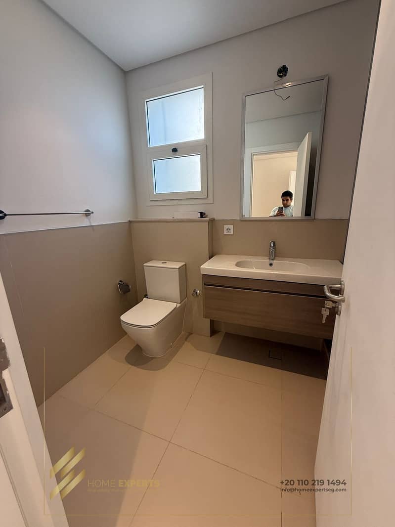 15 712d86d4-e198-4f02-a459-61600fcbd6eb. jpg