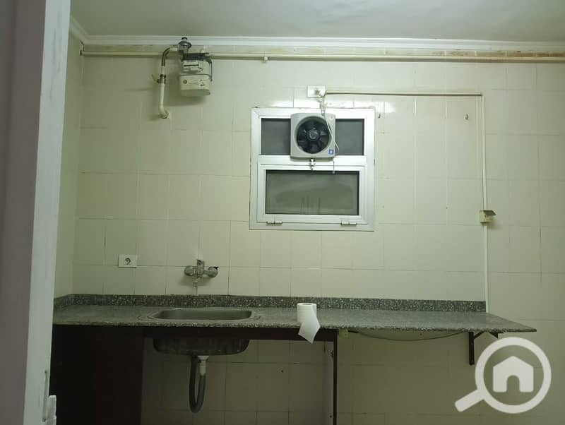 5 b87217bd-f98c-4b83-81e9-c12f30f7bd88. jpg