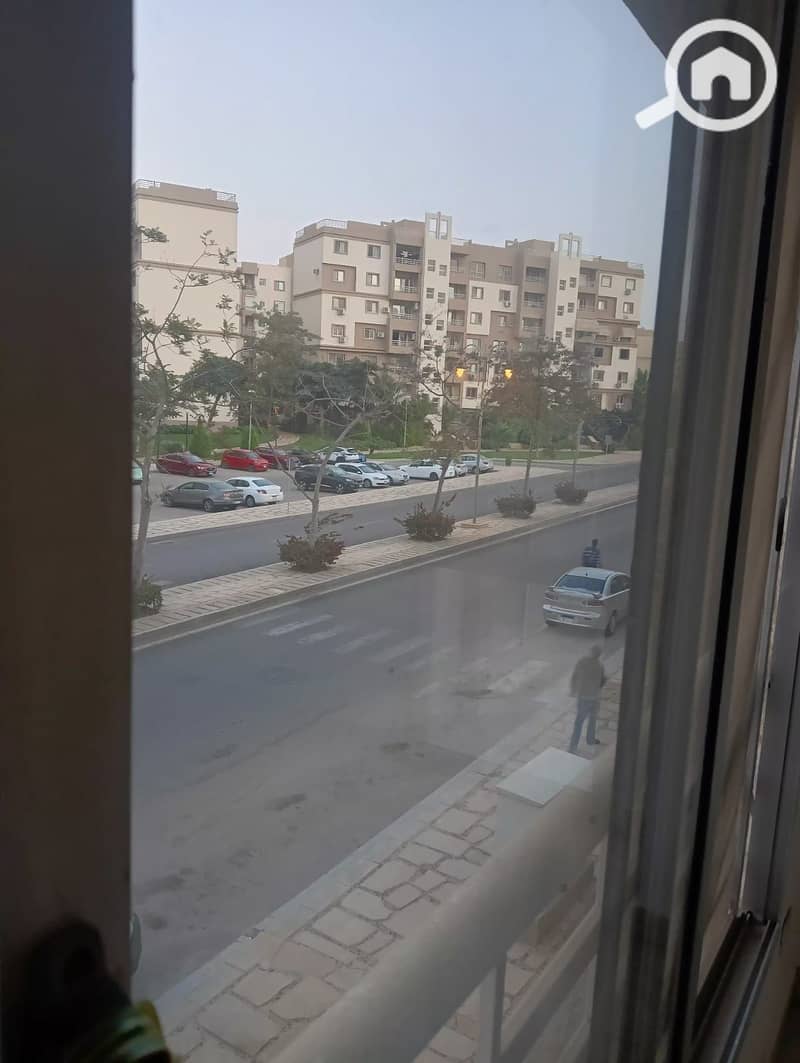 7 bbec7e63-da6d-4b6c-b95c-e0e3015f08a2. jpg