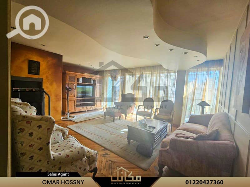 2 4c6206ce-6427-4b53-bcaa-e2a19544be78. jpg