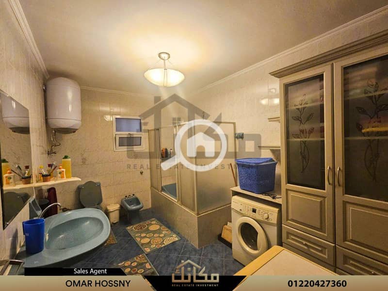 16 5f9fb083-150a-4e62-9716-2a9dcaf8caac. jpg