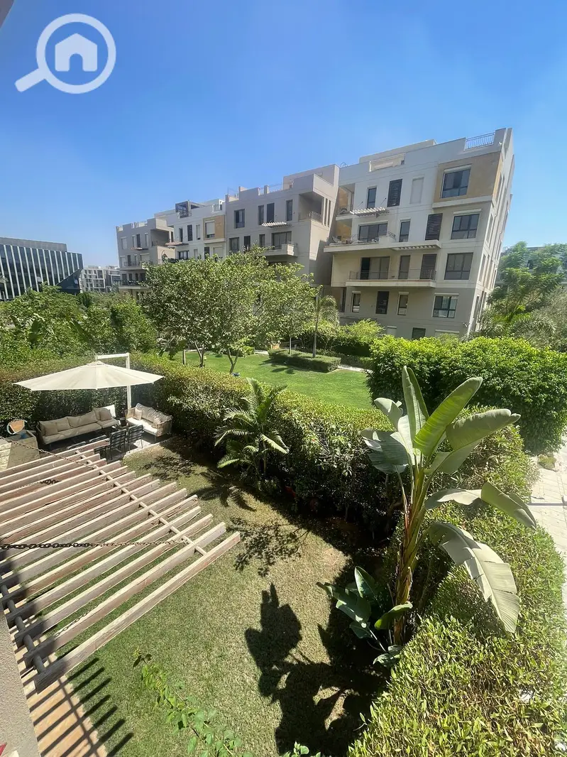 Luxury Fully Furnished Duplex for Rent in Eastown 268mater Private 100mater Garden Prime Location 3 Bedrooms (Master) Green View and Landscape - Widok 6