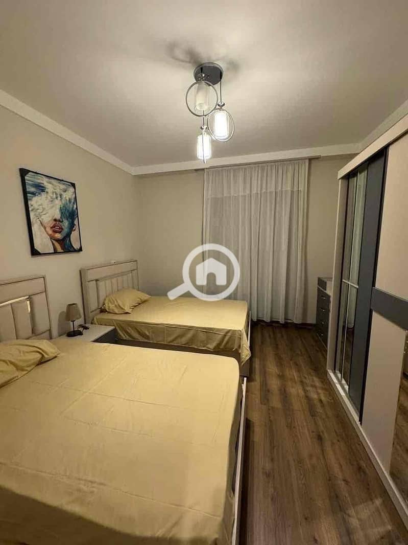 5 bc97b585-555b-4901-9910-b0f58c57d855. jpg