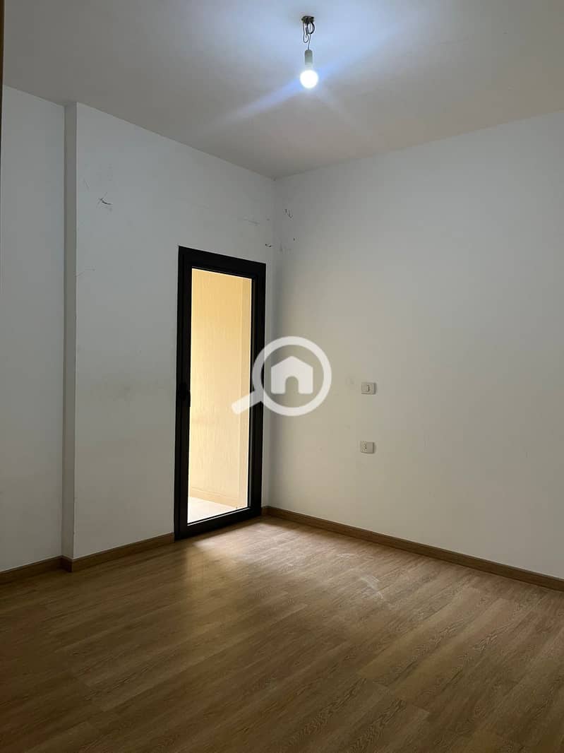 5 WhatsApp Image 2025-11-18 at 1.37. 14 PM. jpeg