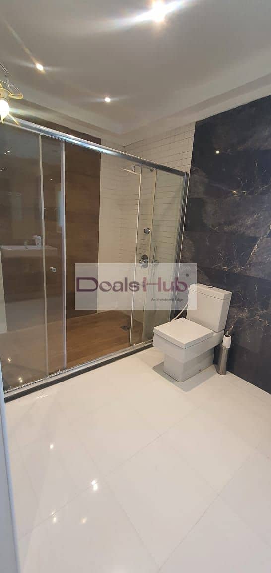 18 071d9cb2-649b-4af4-95ff-3cff62d5cb84. jpg