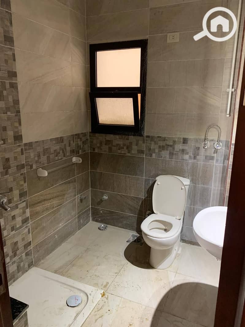 8 WhatsApp Image 2025-11-17 at 17.58. 44. jpeg