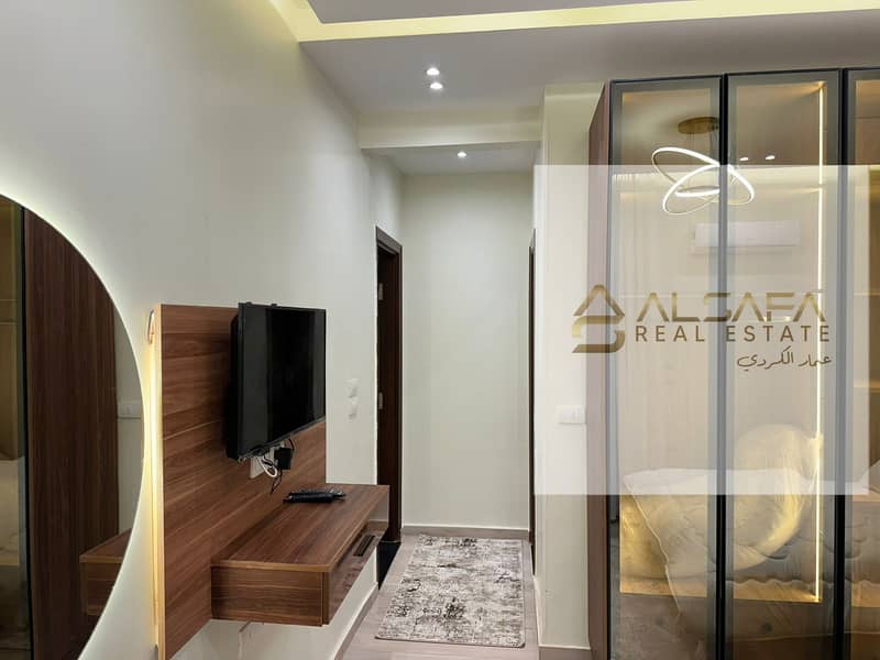 8 WhatsApp Image 2025-11-18 at 12.00. 02 PM (1). jpeg