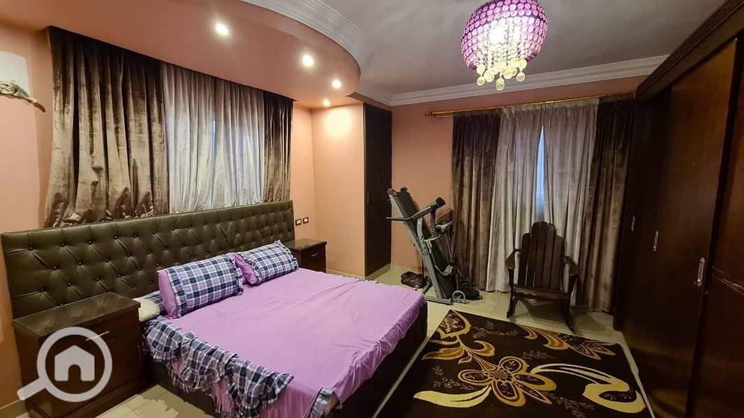 2 6f5657a4-b5c7-4b47-9516-9801485cc83f. jpeg