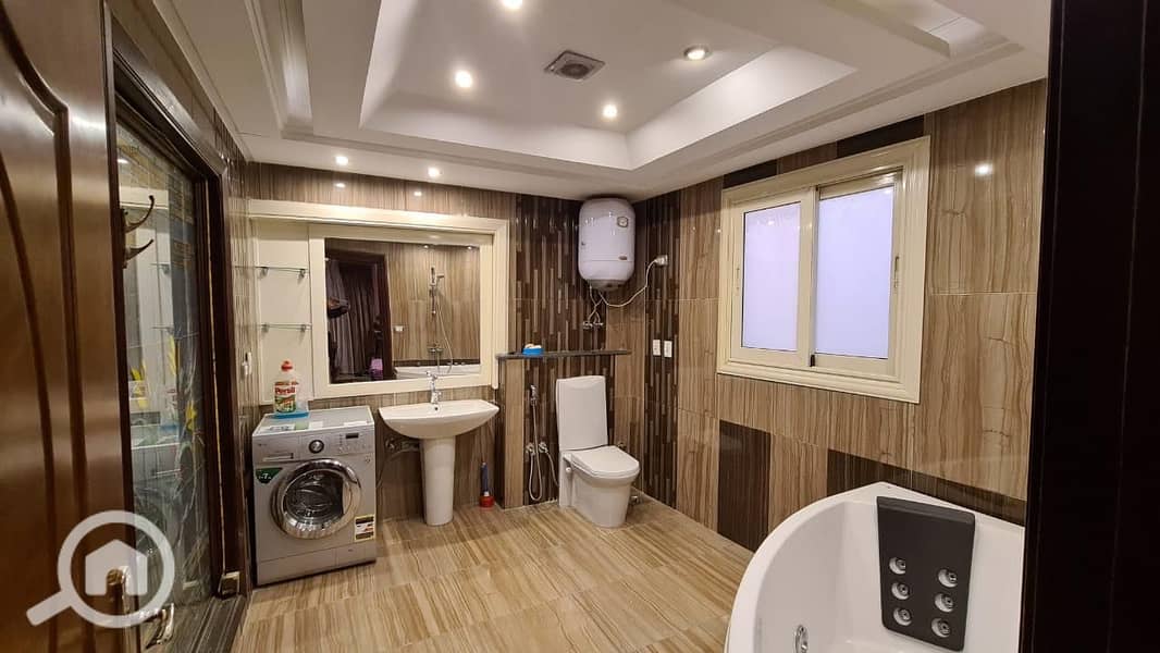 5 9f389247-462a-401e-8964-f6c7588fee6e. jpeg