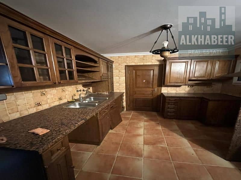 10 371ffd48-cd3c-463e-969b-2e944eb7bcb0. jfif. jpg