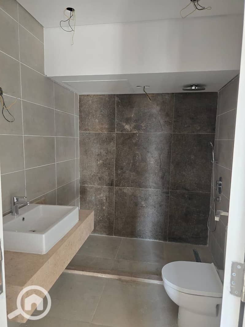 8 WhatsApp Image 2025-11-18 at 1.50. 57 PM (2). jpeg