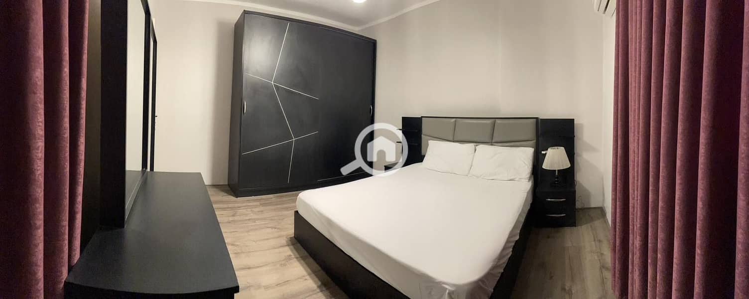 5 9d037be6-2ffc-482b-8ea7-2c3ee29ecfb8. jpeg