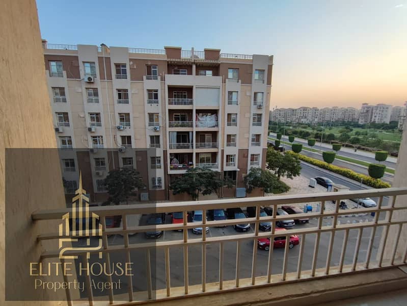 9 87641e45-e3cb-44d2-b76a-94f74ffd85a3. jpg