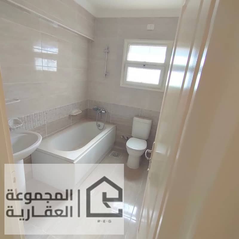 10 0226b4b4-1719-407f-b539-e27fbedef6ba. jpg