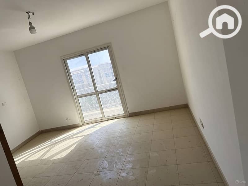 2 395d7295-7bd9-4e60-ba0a-d5d1eb87f4e6. jpeg