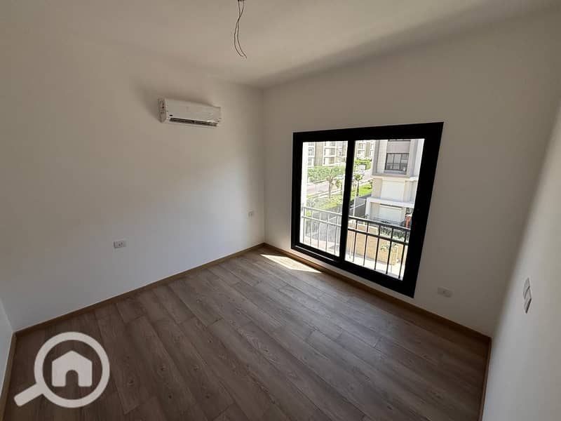 6 WhatsApp Image 2025-11-18 at 2.21. 07 PM. jpeg