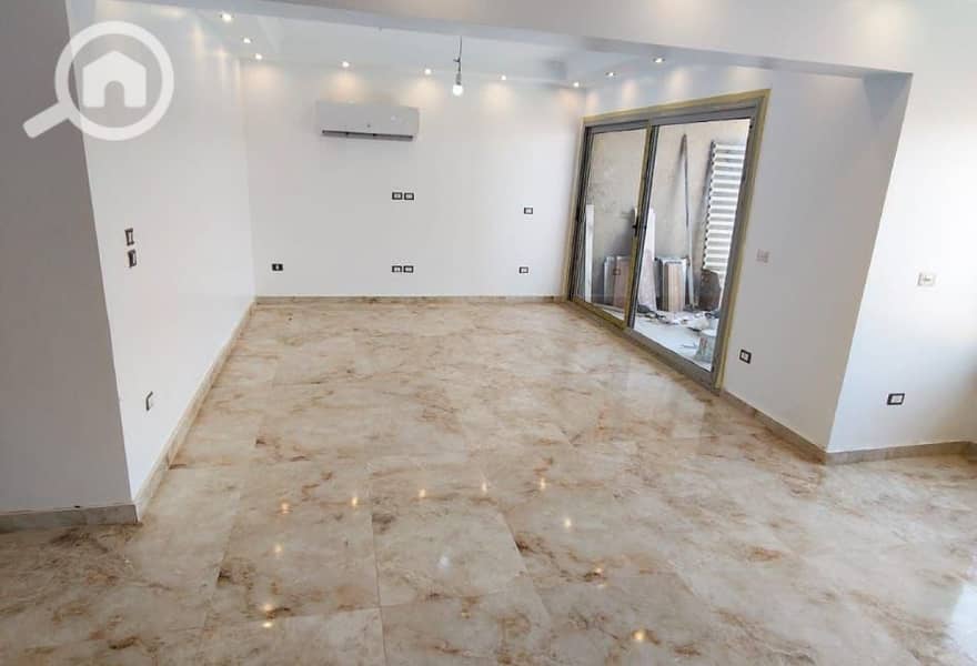 8 7e5f8fbe-4994-4d2c-99bb-e97c91674bb0. jpg