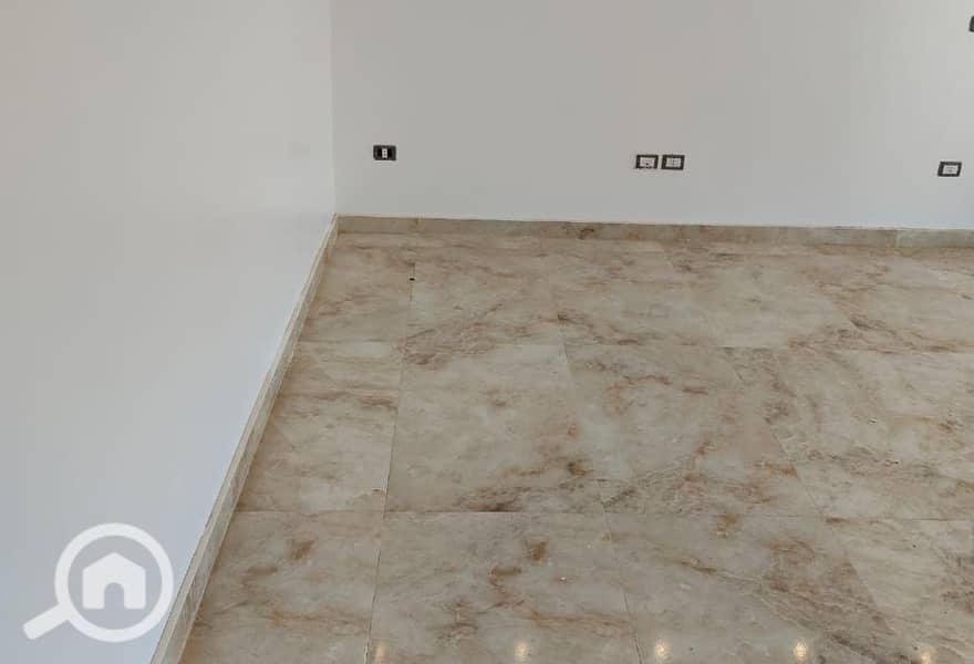 9 afcf7bee-d98e-4e58-9fef-251fdcde7f71. jpg