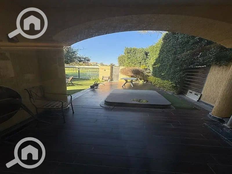 11 994de479-7c19-4fe0-bf17-85ddbc2fd320. jpeg