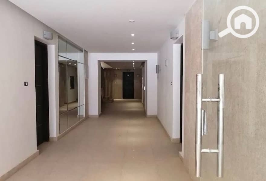 2 32d7a23a-ebf1-41b3-b928-892ca8cf4623. jpg