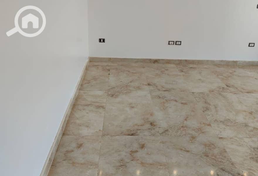 5 afcf7bee-d98e-4e58-9fef-251fdcde7f71. jpg