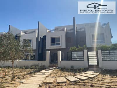 تاون هاوس 4 غرف نوم للبيع في القاهرة الجديدة، القاهرة - WhatsApp Image 2023-12-28 at 3.56. 23 PM. jpeg تاون هاوس 4 غرف نوم للبيع في القاهرة الجديدة، القاهرة - WhatsApp Image 2023-12-28 at 3.56. 23 PM. jpeg