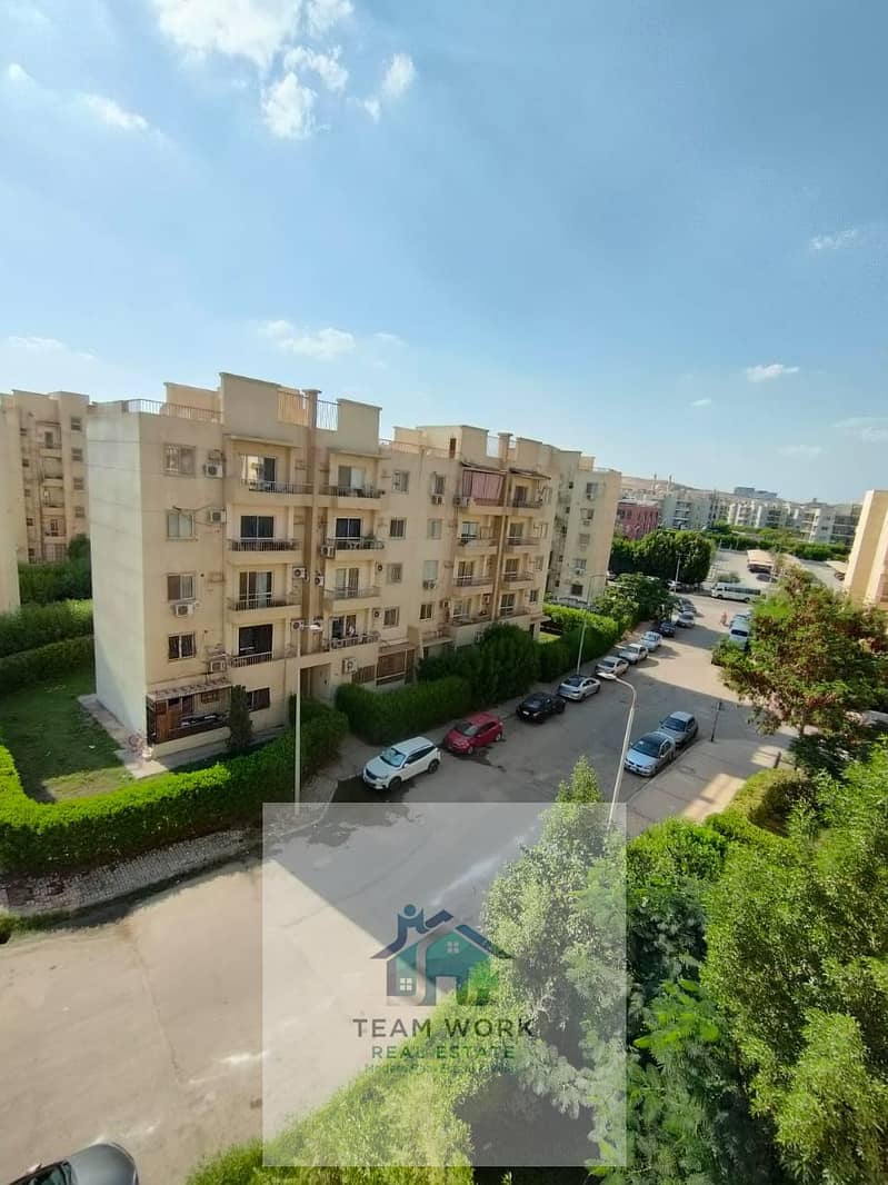 8 c8a99dc0-a21b-44a9-bfae-de7ba66a20d5. jpg