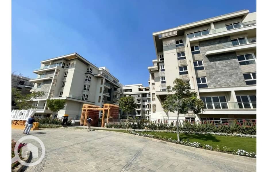 4 8141035-0b1bfo. jpg