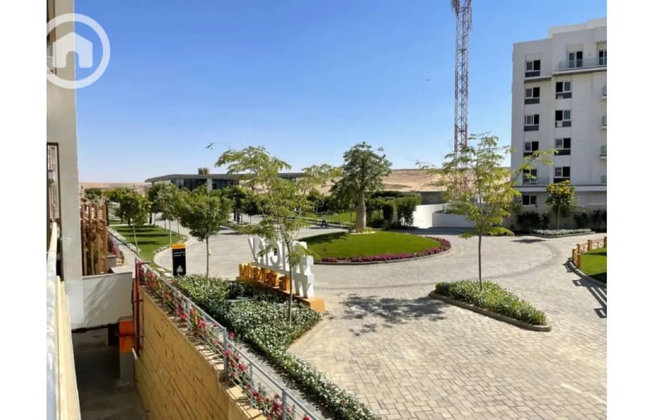 8 8141035-b922eo. jpg