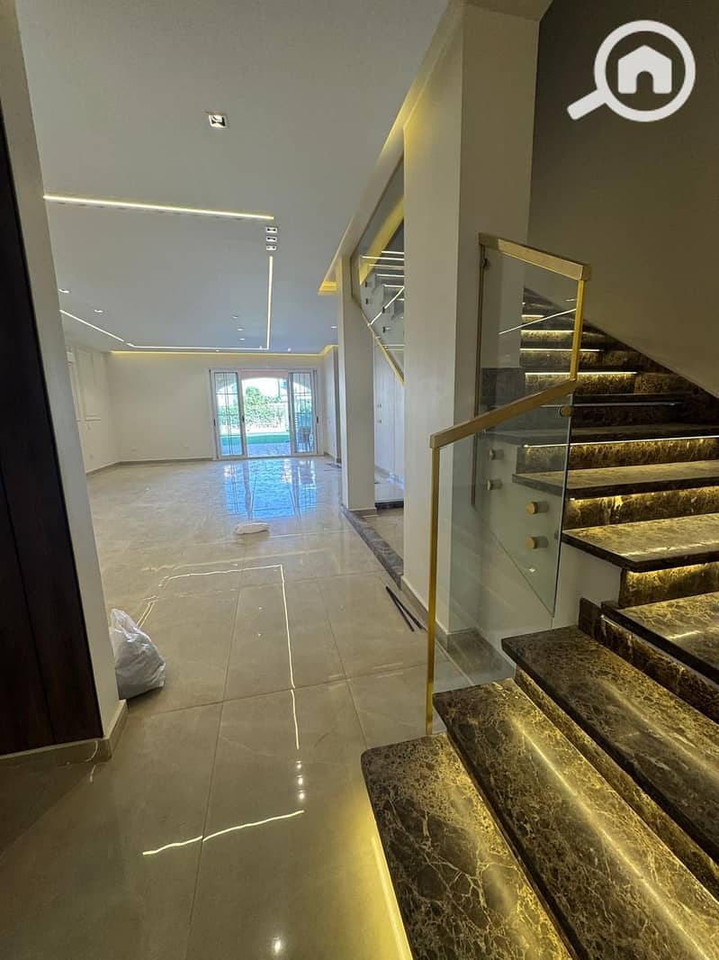 a9102dd6-c10b-40b7-bab5-0277e492496c. jpg