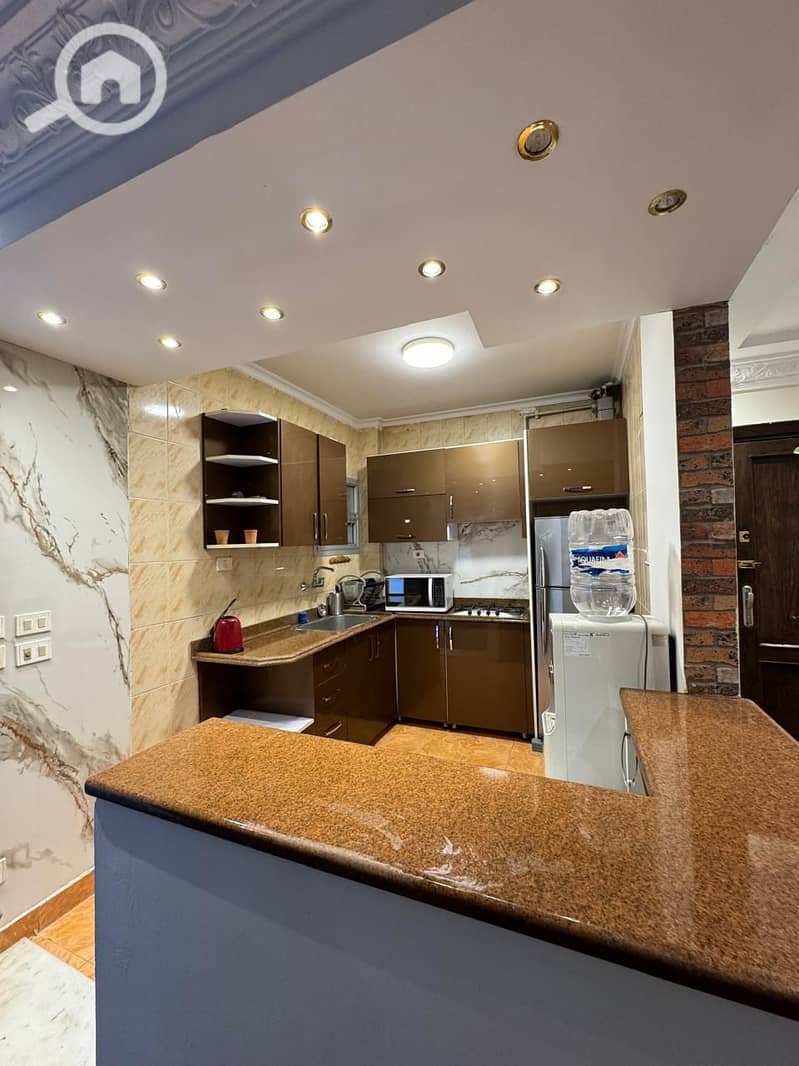 4 3cc416a8-eb5d-4327-ba1f-6e2d45f27e3e. jpeg