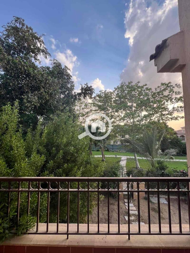 2 6425f3c8-4c2c-4813-b896-42f74f71600d. jpg