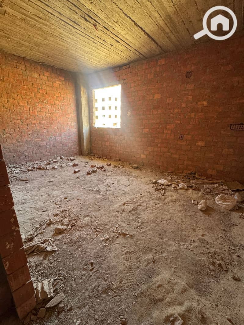 4 WhatsApp Image 2025-10-08 at 2.32. 00 PM (3). jpeg