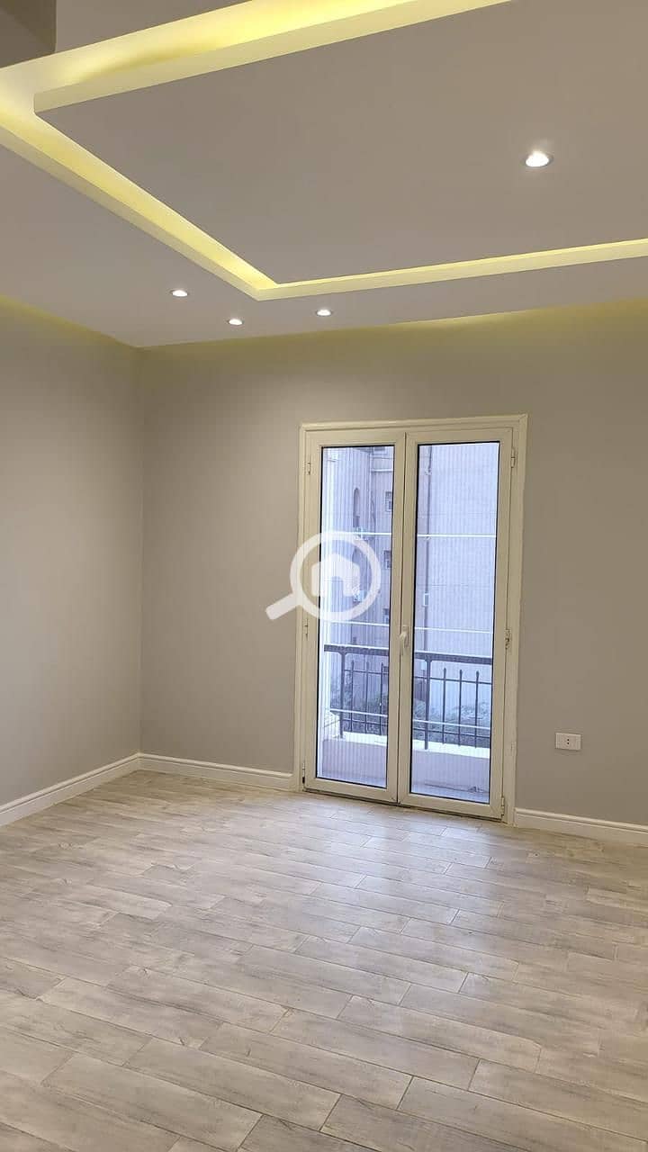 6 0d8d906b-afb2-4d23-9f07-e051842860fb. jpg