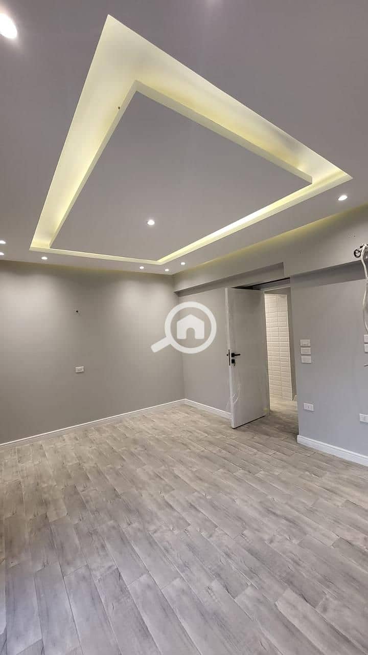 11 ee8a2b0e-5013-421b-ac51-6874ad18954c. jpg