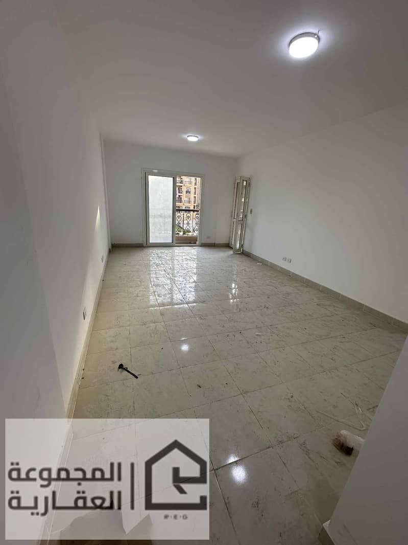 2 d939a652-c947-4180-8026-bfc3d64be57e. jpg