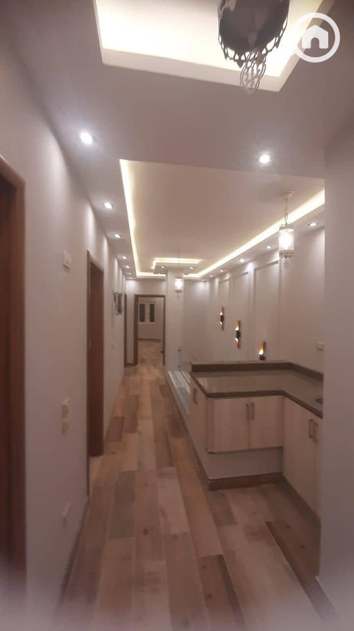 5 3cf2c839-80b6-4fe4-b6f9-6058de6a49b1. jpg